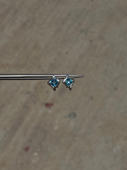aretes drippin ae e03 stud